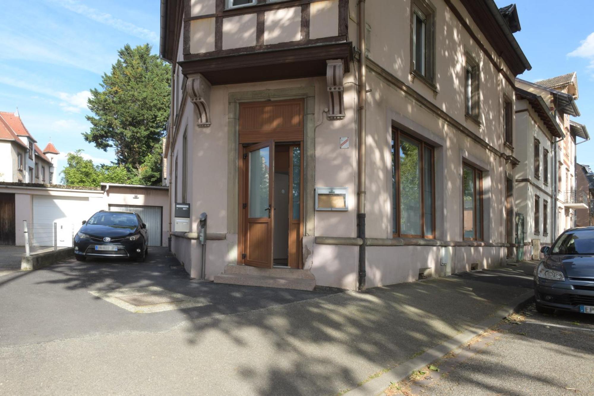 Au Cheval Blanc - Appartement Familial 6P Parking Prive Proche Colmar Centre Exterior photo